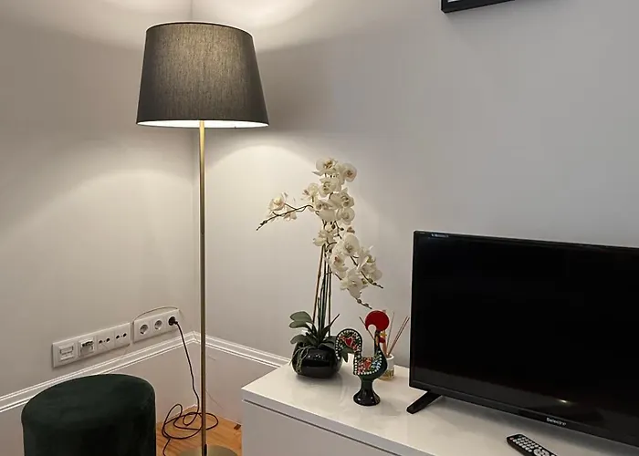 Ml Apartments Republic