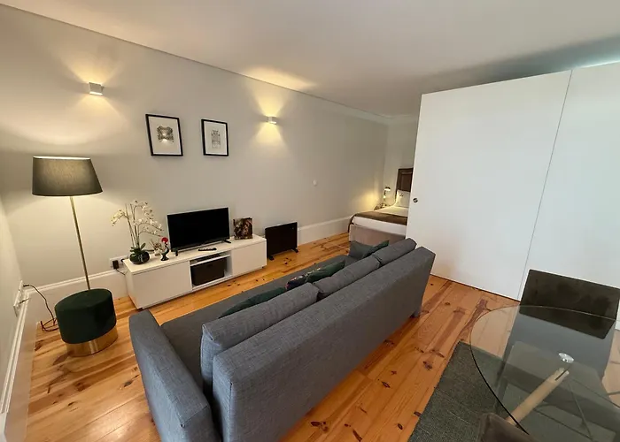 Ml Apartments Republic